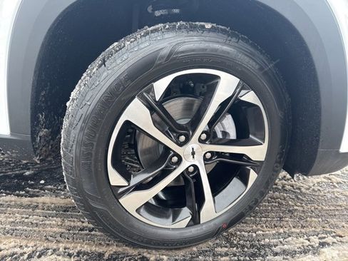 New 2026 Chevrolet Trax RS w/ Driver Confidence Package image 9