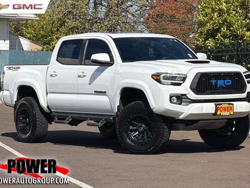 Used 2021 Toyota Tacoma TRD Sport w/ TRD Premium Sport Package image 1