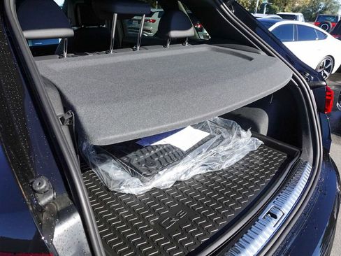 New 2025 Audi Q3 2.0T Premium image 27