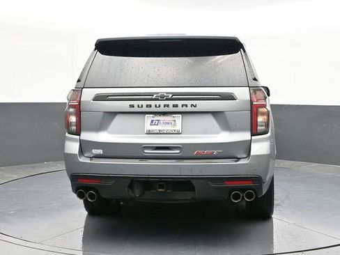 Used 2023 Chevrolet Suburban RST w/ Sport Performance Package image 13