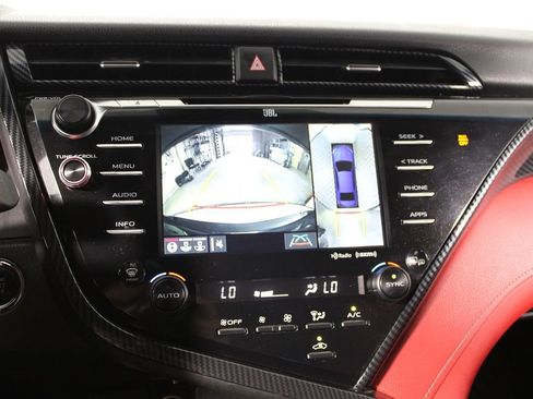 Used 2018 Toyota Camry XSE w/ Driver Assist Package FWD image 19