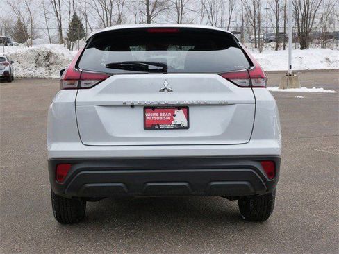 Used 2025 Mitsubishi Eclipse Cross ES image 6