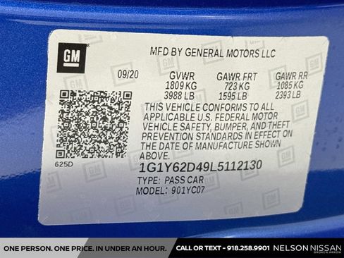 Used 2020 Chevrolet Corvette Stingray Coupe w/ 1LT RWD image 28