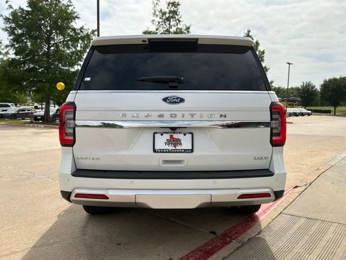 Used 2024 Ford Expedition Max Limited AWD/4WD image 6