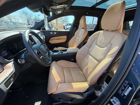 Used 2024 Volvo XC60 B5 Ultimate w/ Protection Package Premier image 19