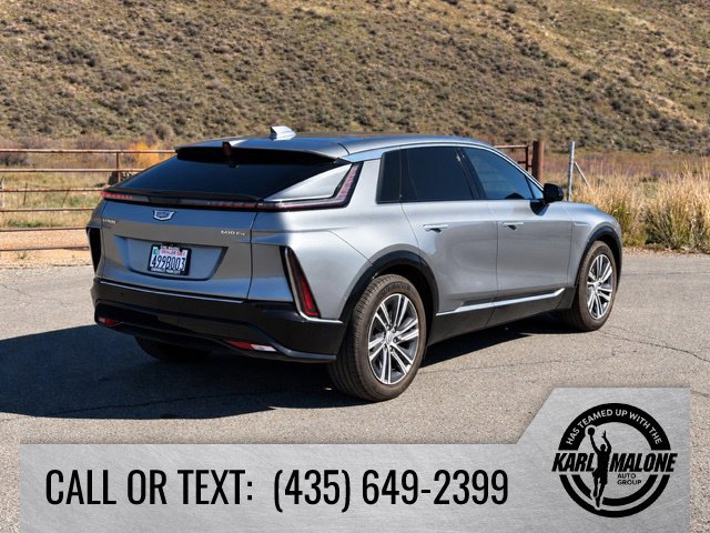 Used 2024 Cadillac Lyriq Luxury AWD/4WD image 5