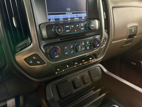 Used 2017 Chevrolet Silverado 1500 LTZ w/ Sport Package image 83