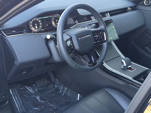 Certified 2024 Land Rover Range Rover Evoque S image 10