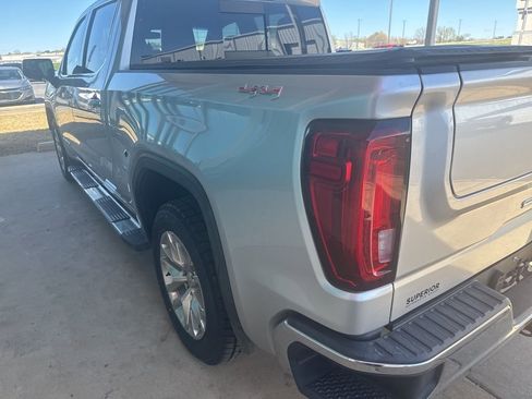 Used 2019 GMC Sierra 1500 SLT w/ SLT Premium Package image 2
