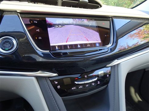 Certified 2023 Cadillac XT6 Premium Luxury w/ Technology Package image 21