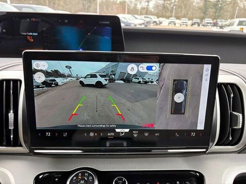 Used 2025 Ford Expedition Active image 25