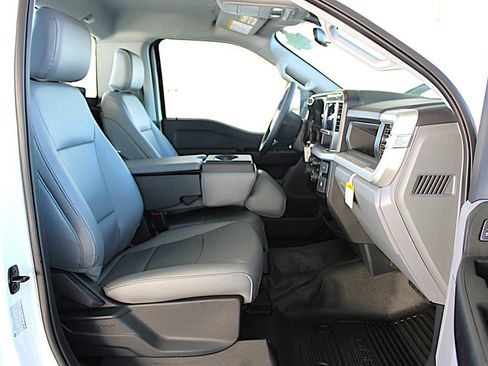 Used 2025 Ford F350 XL w/ XL Driver Assist Package image 13