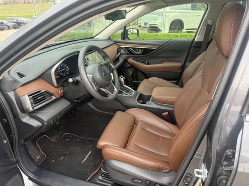 Used 2025 Subaru Outback Touring XT w/ Popular Package #2 AWD/4WD image 5