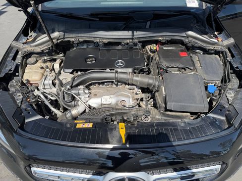Used 2022 Mercedes-Benz GLA 250 w/ Premium Package Lite image 22