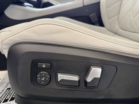 Used 2024 BMW X5 xDrive40i w/ M Sport Package image 34