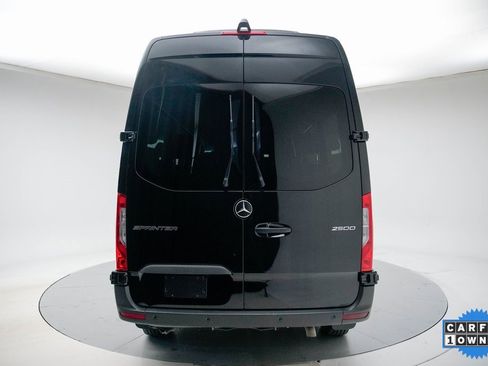 Used 2024 Mercedes-Benz Sprinter 2500 image 19