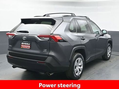 Certified 2021 Toyota RAV4 LE AWD/4WD image 7