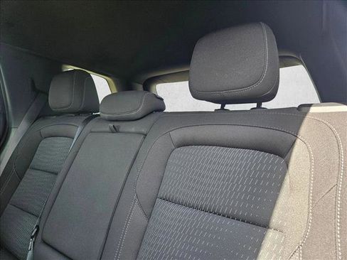 Used 2026 Chevrolet Equinox LT w/ LPO, Floor Liner Package FWD image 13