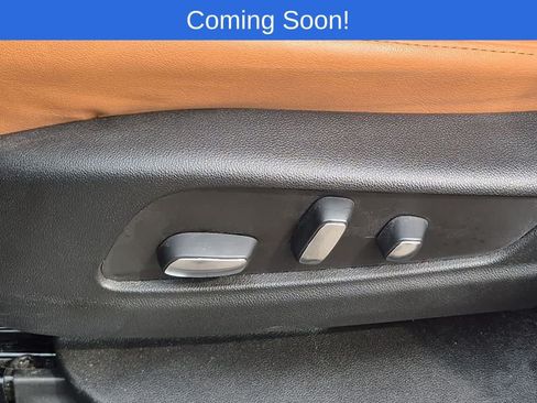 Used 2024 Cadillac XT5 Premium Luxury AWD/4WD image 17