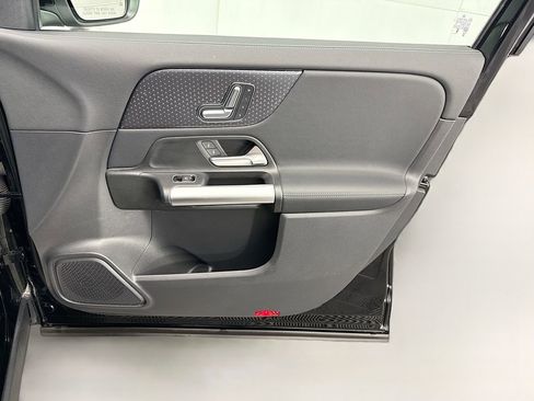 Certified 2025 Mercedes-Benz GLA 250 image 23