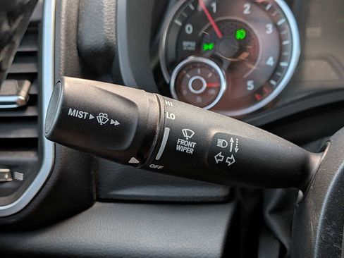 Used 2021 RAM 1500 Big Horn AWD/4WD image 16