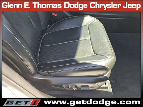 Certified 2023 Jeep Grand Cherokee Limited w/ Luxury Tech Group II image 32