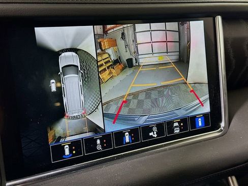 Certified 2024 GMC Yukon XL Denali w/ Max Trailering Package image 14