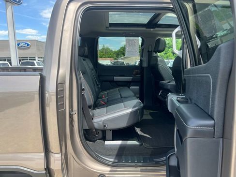 Used 2023 Ford F250 Lariat w/ Tremor Off-Road Package AWD/4WD image 20