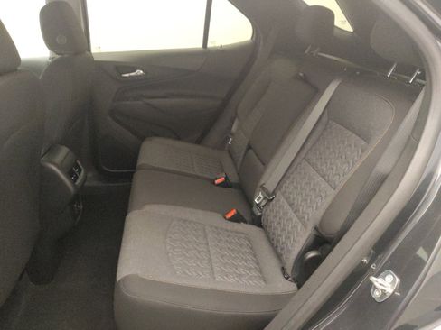 Used 2023 Chevrolet Equinox LT w/ LPO, Floor Liner Package FWD image 18