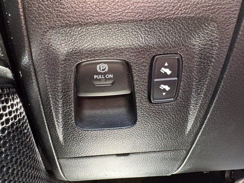 Used 2023 RAM 1500 Big Horn AWD/4WD image 22
