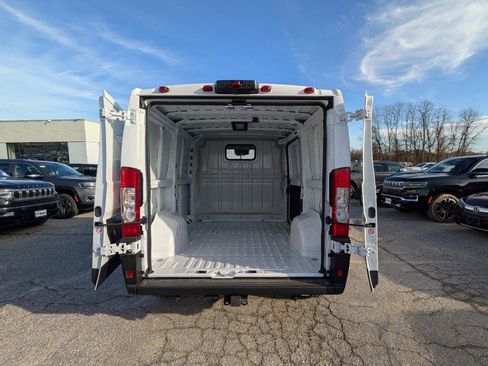 New 2025 RAM ProMaster 1500 w/ Premium Convenience Group image 10