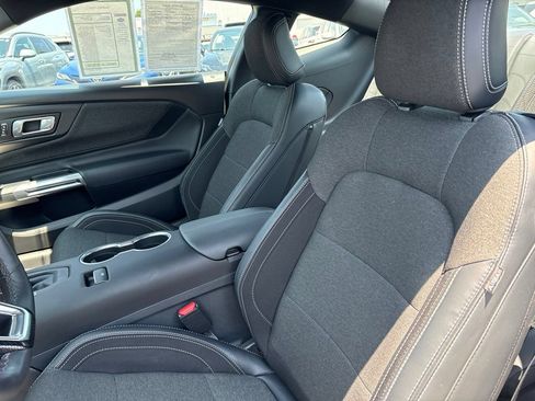 Used 2025 Ford Mustang GT RWD image 15