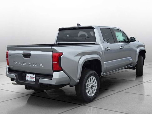 New 2025 Toyota Tacoma SR5 image 17