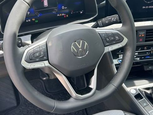 New 2026 Volkswagen Jetta SE FWD image 8