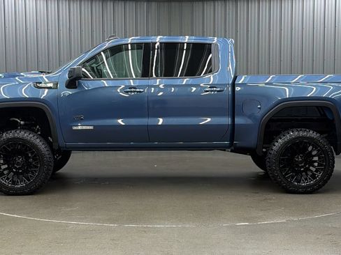 Used 2026 GMC Sierra 1500 Elevation AWD/4WD image 2