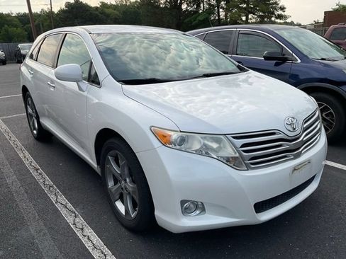 Used 2012 Toyota Venza XLE AWD/4WD image 3