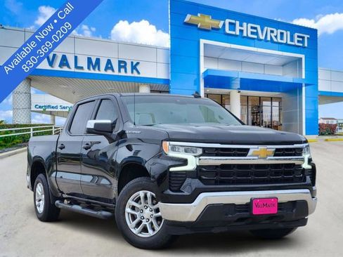 Certified 2022 Chevrolet Silverado 1500 LT RWD image 1