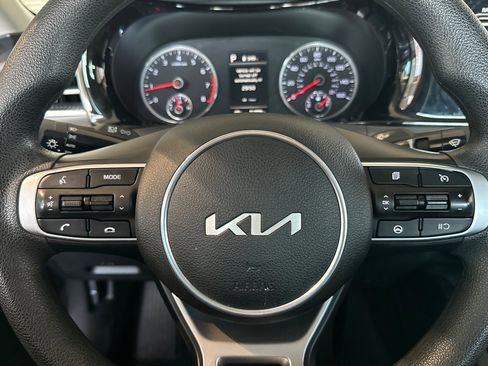 Used 2023 Kia K5 LXS image 22