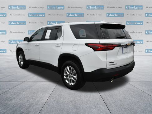 Used 2023 Chevrolet Traverse LS w/ Safety Package FWD image 8