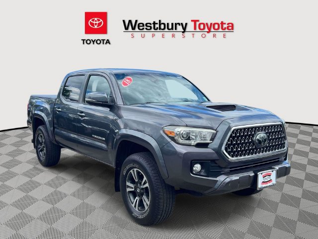 Used 2018 Toyota Tacoma TRD Sport AWD/4WD image 1