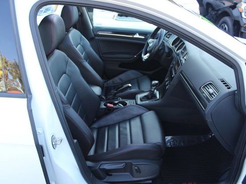 Used 2017 Volkswagen GTI Sport FWD image 23