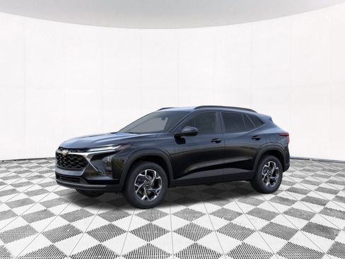 New 2026 Chevrolet Trax LT w/ Driver Confidence Package FWD image 5