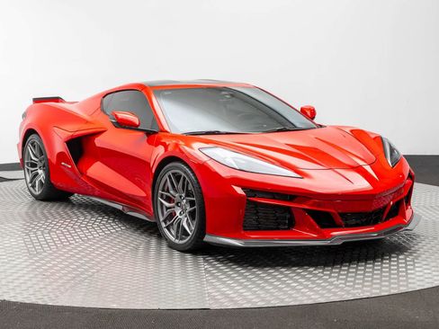 Used 2024 Chevrolet Corvette Z06 RWD image 57