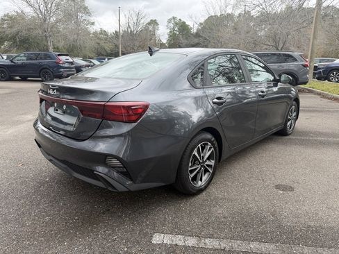 Used 2024 Kia Forte LXS image 5