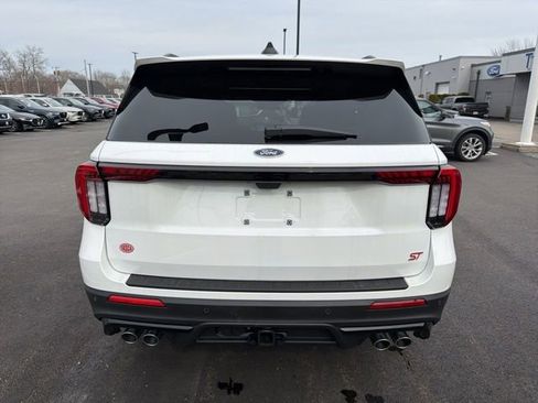 New 2026 Ford Explorer ST w/ Sun And Sound Package AWD/4WD image 4