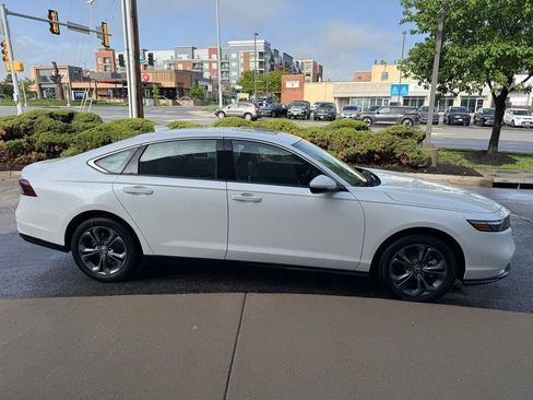 New 2026 Honda Accord EX-L image 5
