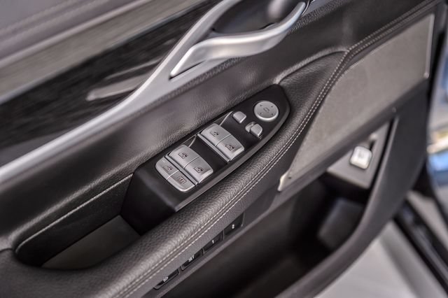 Used 2019 BMW 740i w/ M Sport Package RWD image 52