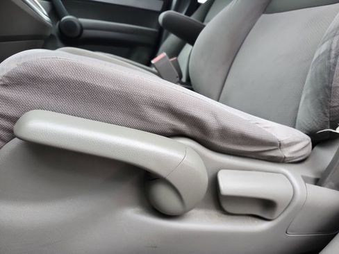 Used 2011 Honda CR-V SE image 14