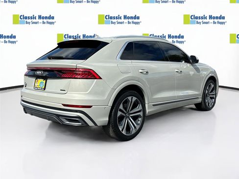 Used 2021 Audi Q8 Premium Plus w/ Premium Plus Package AWD/4WD image 8