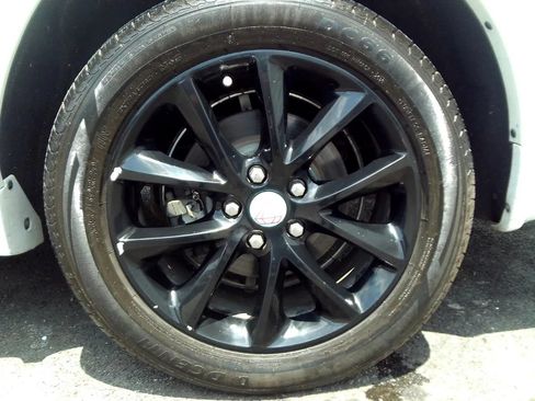 Used 2018 Dodge Durango GT w/ Premium Group AWD/4WD image 11